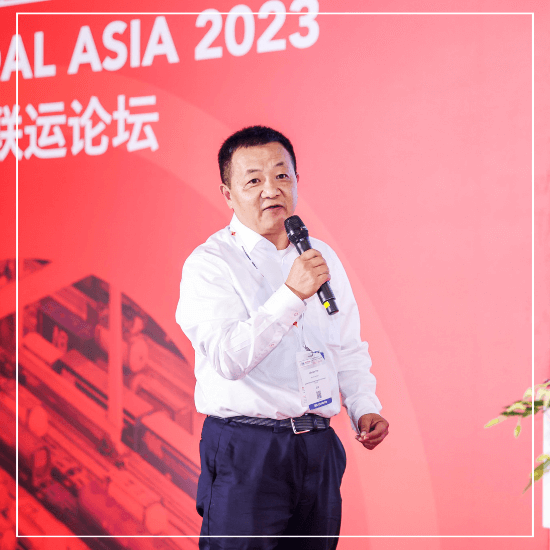A man speaking in the conference at Intermodal Asia